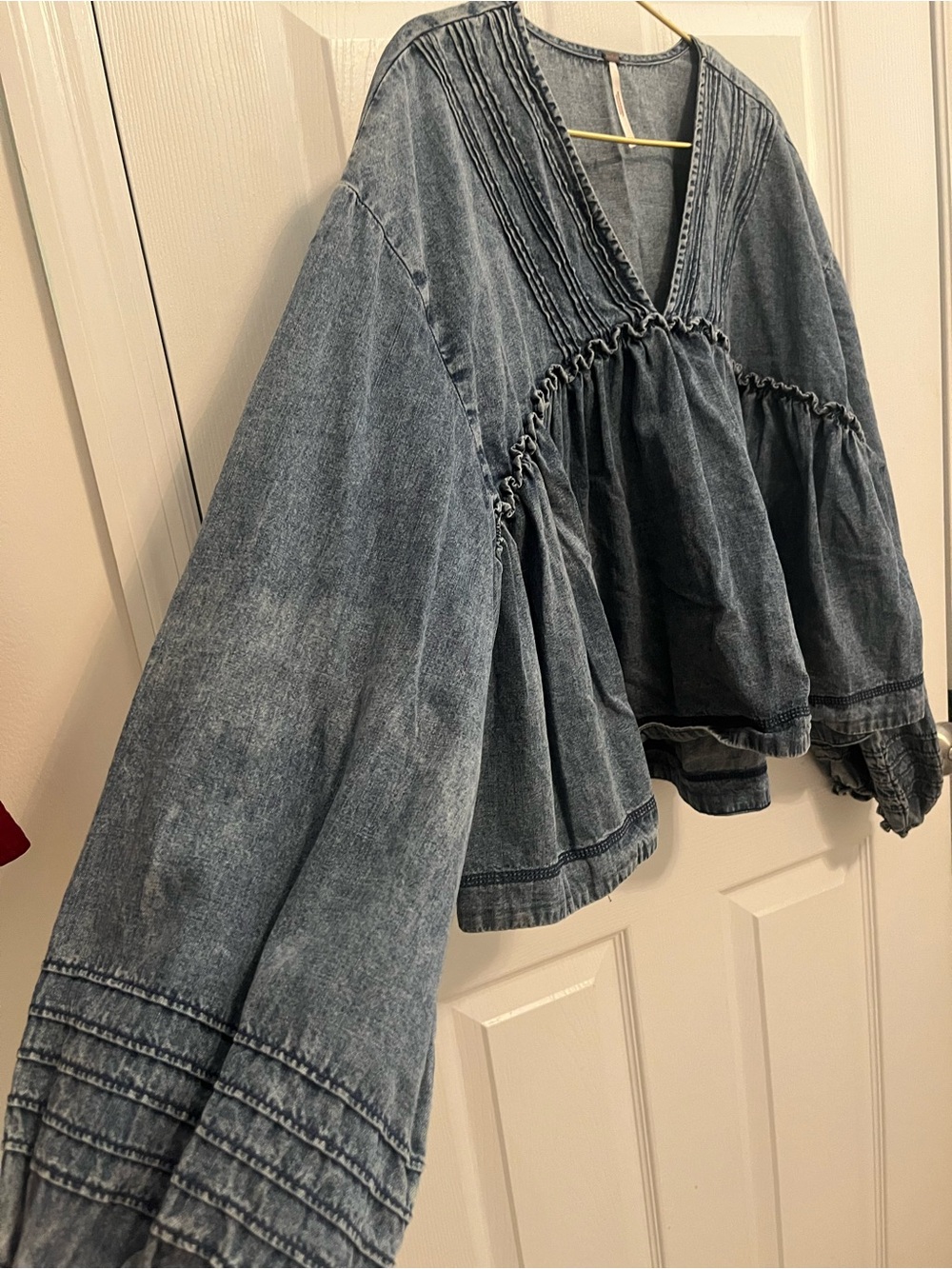 Free People Blue Denim Wash Babydoll Peplum Balloon Sleeve Top L - Picture 7 of 10